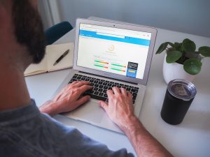 Formation SEO en ligne pour compétences digitales optimisées.